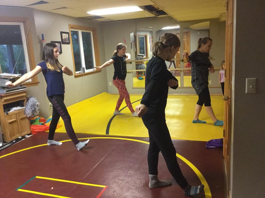 Community dance class provides positive space for students